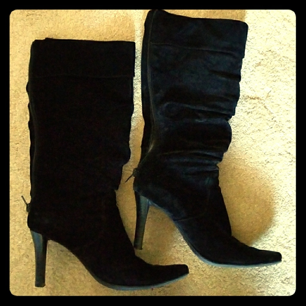 Black boots